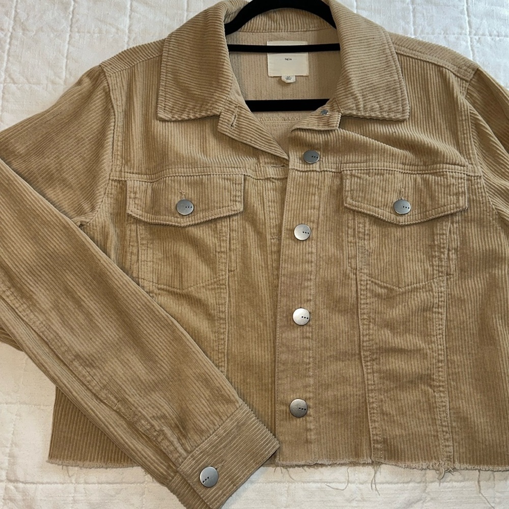Francesca’s Crop Corduroy Light Jacket